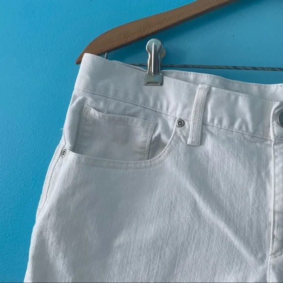 GAP Boyfriend White Denim Jean Shorts 29/8 - Picture 2 of 13